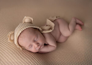 Newborn photoshoot, what to pack in a diaper bag