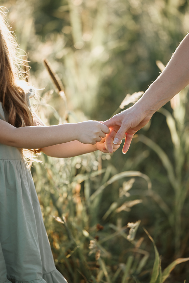 Preparing your toddler for a portrait session